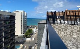 Apto a 200m da praia da Ponta Verde